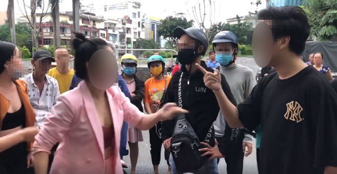 Nam chính clip đánh ghen tố ngược vợ amp;#34;cuồng ghenamp;#34;: amp;#34;Cả hai đã ký giấy nhưng chưa ra toàamp;#34; - 1