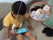 Làm mẹ - Trong bệnh viện, cặp đôi cho con điện thoại rồi thản nhiên làm chuyện đỏ mặt