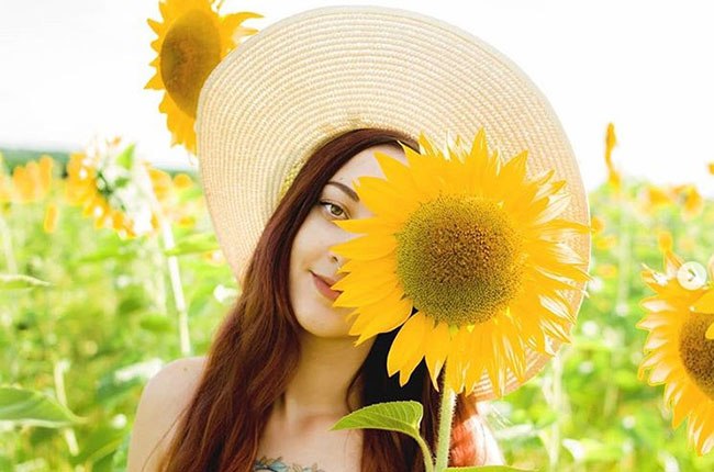 Bệnh lạ hiếm gặp khiến người phụ nữ không thể nhận ra khuôn mặt của chính mình - 3