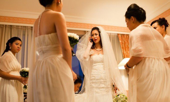 Chuyện dở khóc dở cười trong đám cưới sao Việt: Thủy Tiên bị ăn trộm, Lâm Khánh Chi thảm hơn - 10