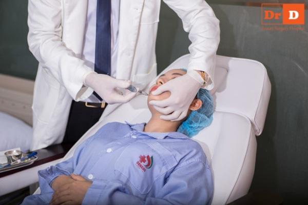 ThS.BS Lê Hữu Điền – bác sĩ thẩm mỹ có “tâm”, có “tầm” - 3