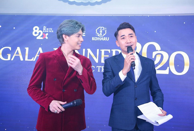 Noo Phước Thịnh đẹp mộng mị như nam thần, hát hit triệu view - 3