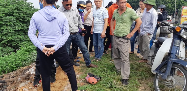 Nữ sinh mất tích ở Thường Tín: Trắng đêm tìm kiếm, đã thấy xe đạp và một số giấy tờ - 3