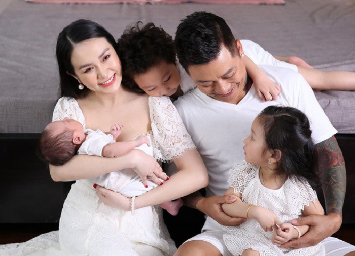 6 bóng hồng trong đời Tuấn Hưng: Người sinh đông con được xe bạc tỷ, người bị đồn amp;#34;tiểu tamamp;#34; - 17