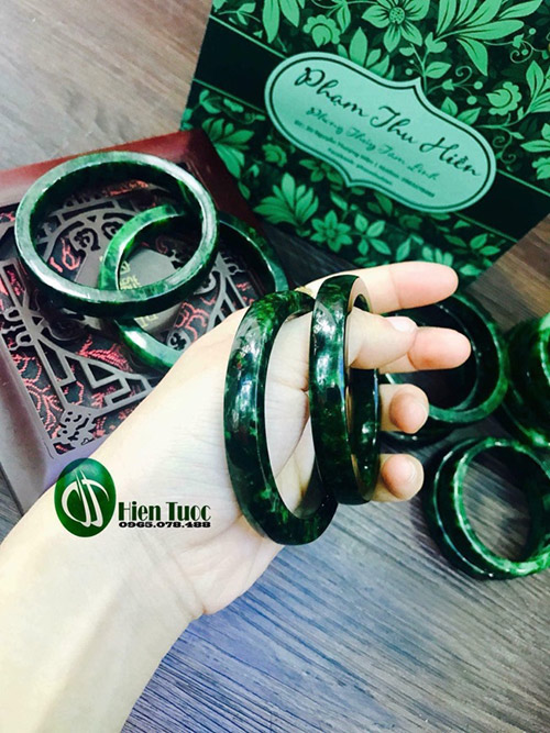 Trang sức phong thủy cao cấp Phạm Thu Hiền - Chất lượng quyết định thương hiệu - 3