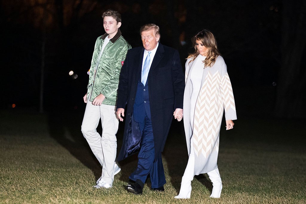 amp;#34;Hoàng tử Nhà Trắngamp;#34; Barron Trump gây bão với chiều cao hơn 2m, 14 tuổi trổ mã tài tử - 7