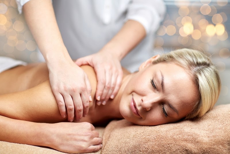 Những lợi ích không ngờ của việc massage hằng ngày - 1