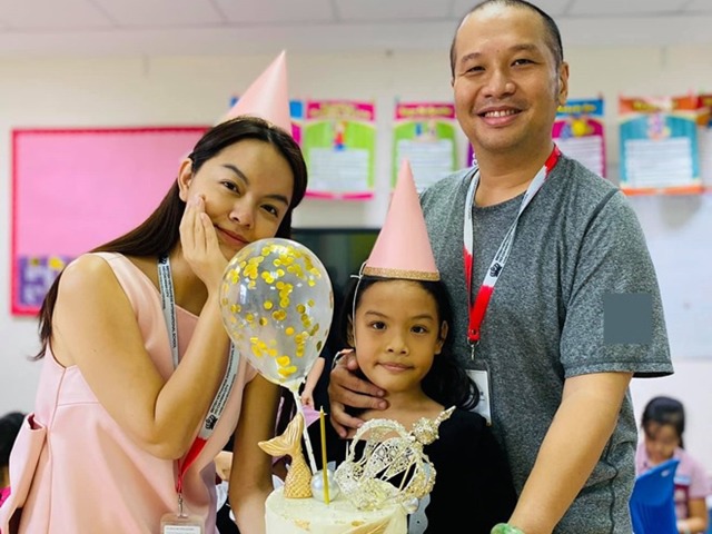 Phạm Quỳnh Anh cùng Quang Huy tái hợp vì con, biểu cảm cả 3 cực hạnh phúc