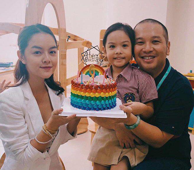 Phạm Quỳnh Anh cùng Quang Huy tái hợp vì con, biểu cảm cả 3 cực hạnh phúc - 7