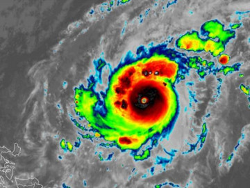 Bão mạnh nhất thế giới năm 2020 vào biển Đông: Khi nào đổ bộ đất liền các tỉnh miền Trung?