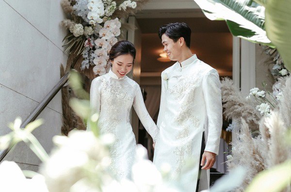 Trong khi Quang Hải đang rối bời, Công Phượng hạnh phúc ngập tràn, vừa công bố ngày cưới - 5