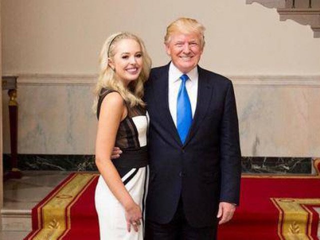 Con gái xinh đẹp của Tổng thống Mỹ Donald Trump khác biệt gì với các anh chị em còn lại?