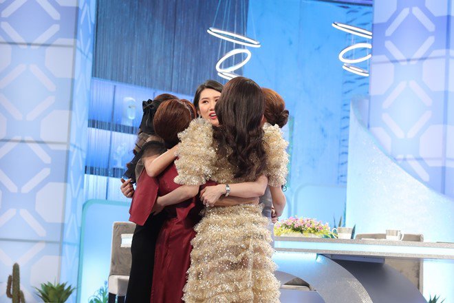 Hari Won khóc: amp;#34;Có nhiều việc em đang bị áp lực, mới đây ngất xỉuamp;#34; - 4