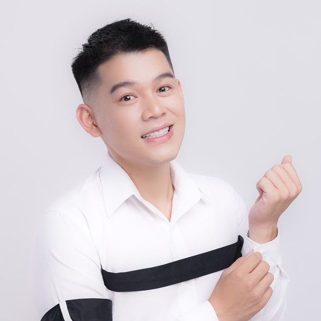 Nữ ca sĩ chuyển giới và amp;#34;hiện tượng mạngamp;#34; Long Chun lên sóng Gương Mặt Thân Quen 2020 - 5