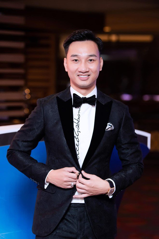 Sự cố nhớ đời của MC Thành Trung, đi dẫn quên quần và cát-xê đầu thấp không ngờ - 3