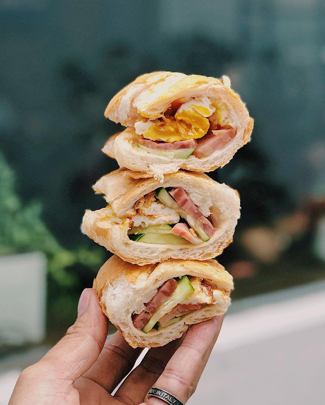 Món ngon Sài Gòn: Bánh bèo ngon xỉu và bánh mì “ngủ gật” thấy là thương - 5