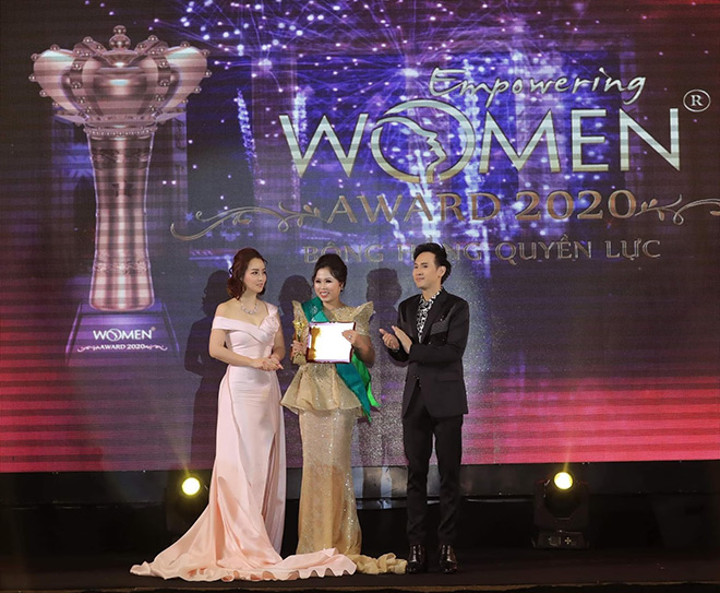 Bông hồng quyền lực 2020 và dàn sao lọt top mặc đẹp trên thảm đỏ showbiz tuần qua - 6
