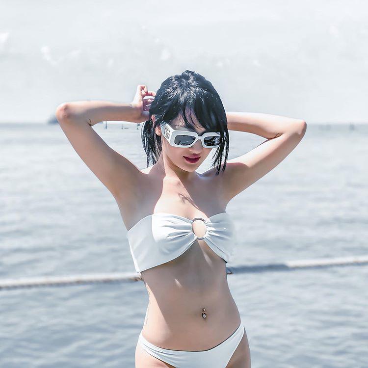 Diện bikini khoe dáng đồng hồ cát tuyệt mỹ, Bảo Anh amp;#34;đập tanamp;#34; nghi vấn bí mật sinh con - 3
