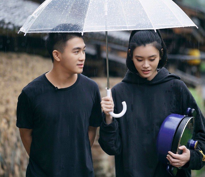Ngôi sao 24/7: Hoa hậu Hàn 14 năm dùng đồ lót cũ: Là nghèo hay là kẹt sỉ? - 5