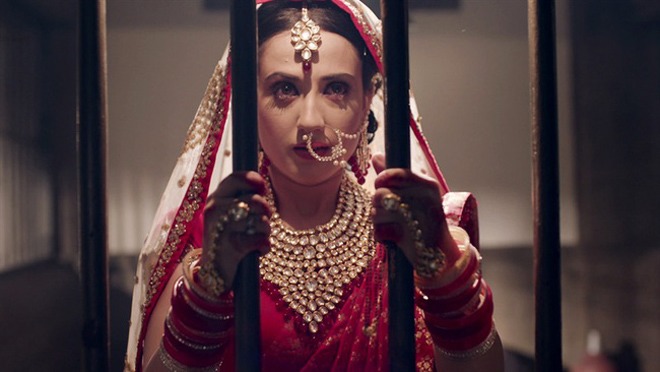 Vợ kiện chồng bạo hành, nào ngờ bố chồng phát hiện sự thật động trời về mẹ chồng - 1