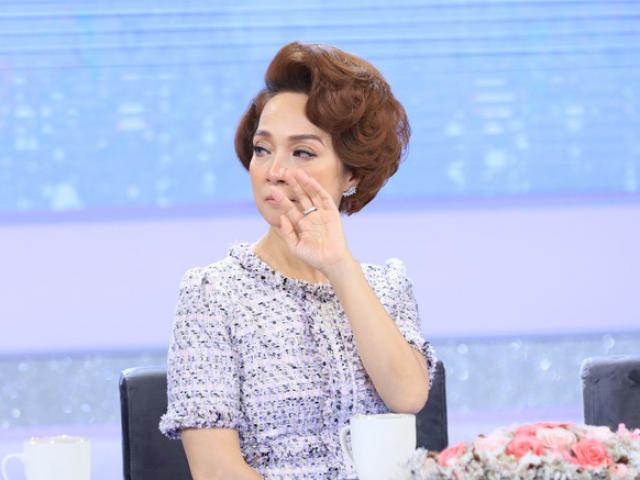 Cặp vợ chồng nổi tiếng vừa thắng 450 triệu trên gameshow là ai? 8 NSND Lê Khanh xin lỗi khán giả, hé lộ lý do không nói nhiều khi tham gia gameshow