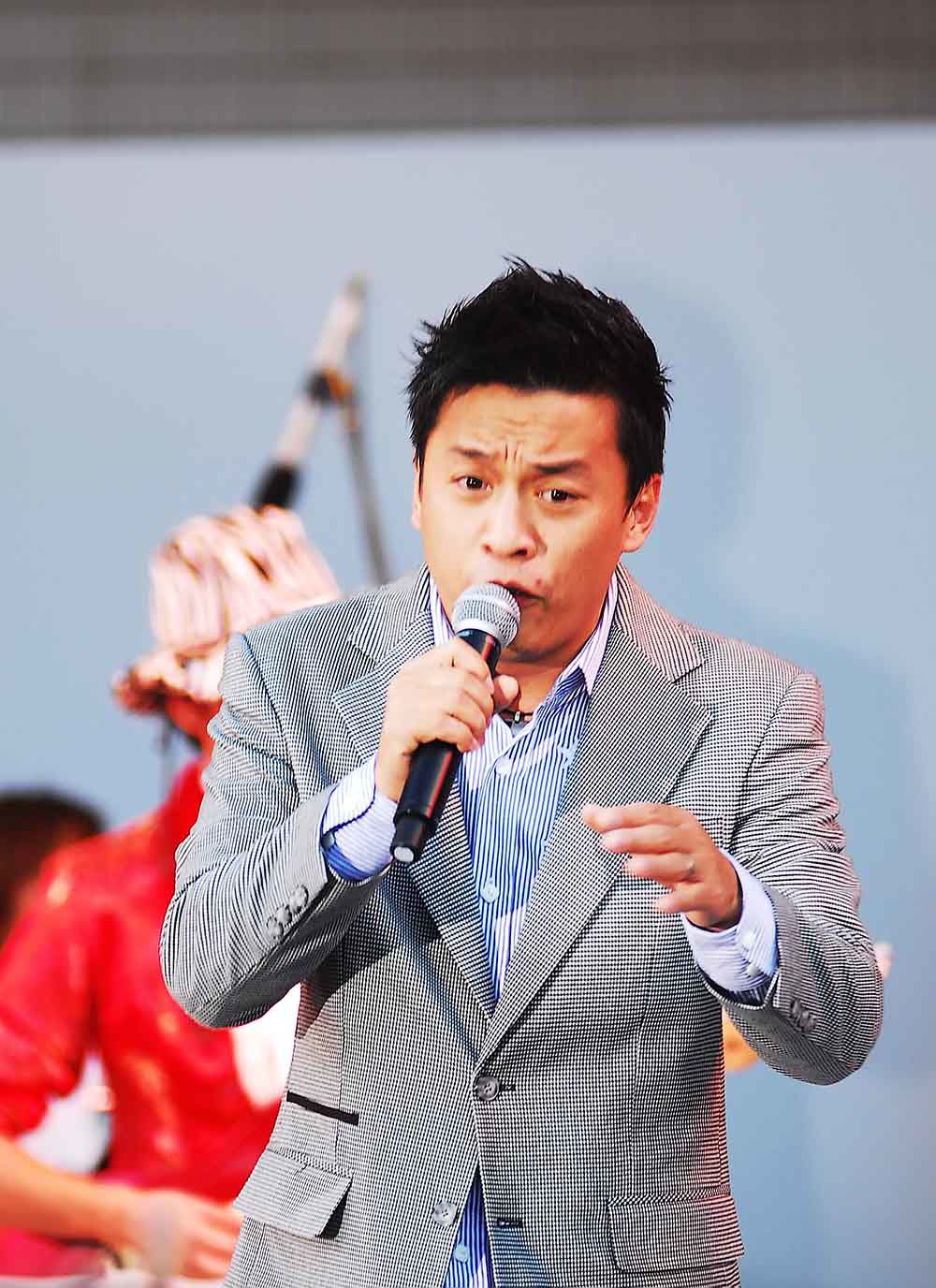 Sao Việt và mối quan hệ amp;#34;không tầm thườngamp;#34; với các đại gia nghìn tỷ đình đám showbiz Trung - 1