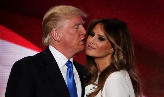 The Sun: Đệ nhất phu nhân Melania amp;#34;đếm từng phútamp;#34; để ly dị với Tổng thống Donald Trump - 1