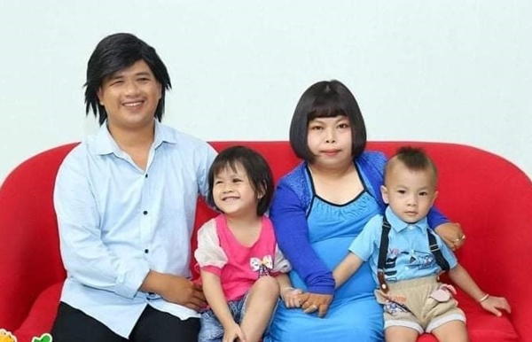 Lấy chàng mù, 8X Tây Ninh ngủ cùng 5 năm mới bầu, sinh ra con mang gen bệnh giống cha - 1