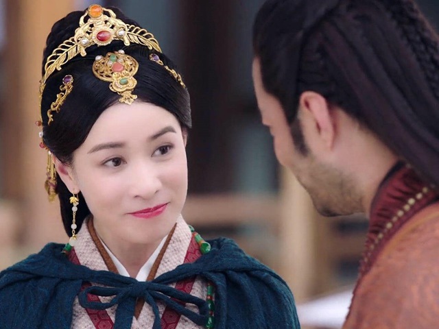 Tuổi 45 của chị đại Xa Thi Mạn: Diễn xuất không phải dạng vừa, vẫn vào vai thiếu nữ