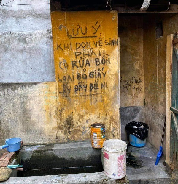 Đang đi vệ sinh bất ngờ nghe tiếng đập cửa, người phụ nữ phố cổ hãi hùng bị ám ảnh - 3