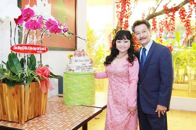 Nghệ sĩ Hương Lan: Tan vỡ hôn nhân 7 năm và đám cưới ở tuổi 63 bao người ngưỡng mộ - 4