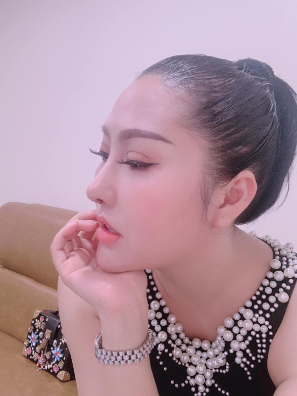 21 lần amp;#34;dao kéoamp;#34; bắt đầu từ tuổi 15, nhan sắc Phi Thanh Vân giờ lên xuống thất thường - 6