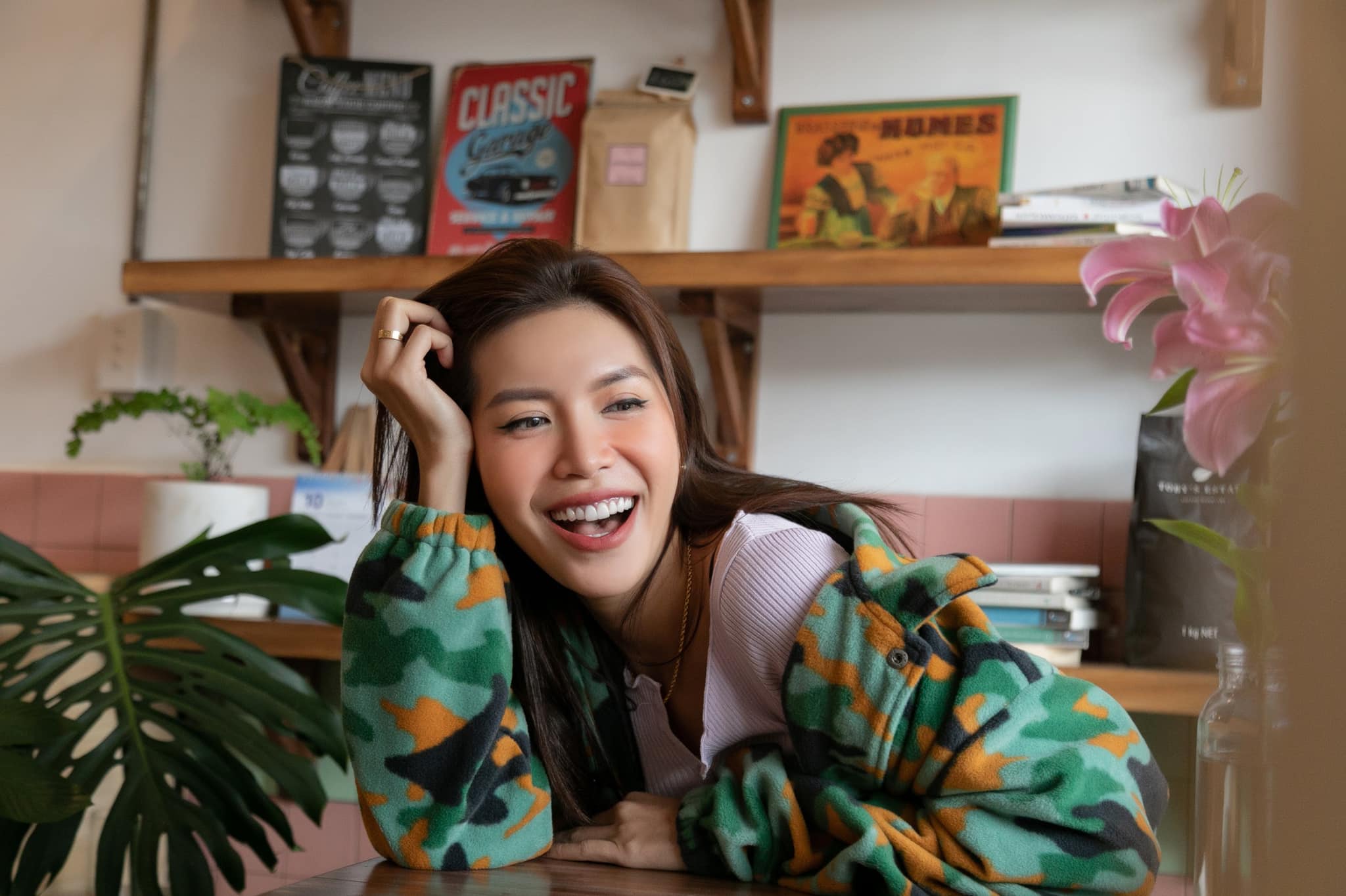 Siêu mẫu amp;#34;mặnamp;#34; nhất nhì làng mẫu bị tiết lộ về người yêu cũ: Đi SH, nhà bán vàng? - 7