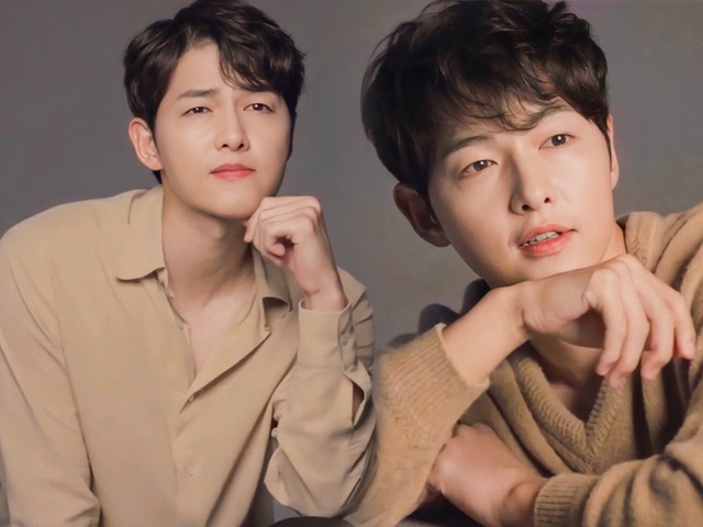 Sau hành động đáng ngờ trong lễ độc thân, Song Joong Ki gây bão khi khoe ảnh cận mặt