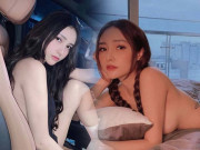 Thời trang - "Đứng hình" trước hình ảnh hotgirl như đang mặc khoả thân lái xe, hoá ra là DJ mê thả rông