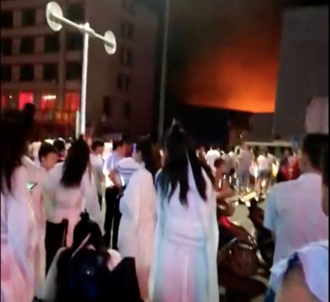 Đàn em bị Triệu Vy mắng phát khóc lộ amp;#34;phốtamp;#34; hỗn hào, gián tiếp gây chết người - 6