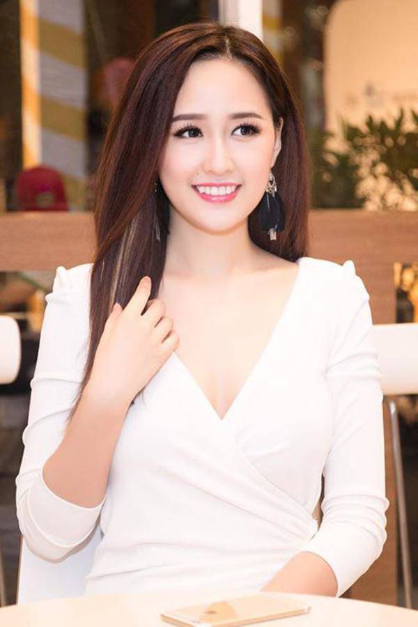 Da dáng chuẩn thiếu nữ, Mai Phương Thuý lại mất điểm vì mái tóc phụ huynh ở tuổi 32 - 4