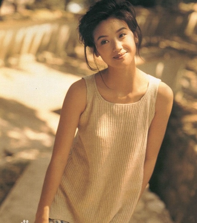 Từ chối lời cầu hôn của Lưu Đức Hoa lấy amp;#34;thường dânamp;#34;, mỹ nhân chịu bạo hành suốt 10 năm - 3