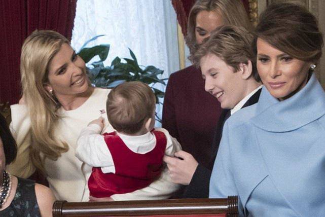 Mối quan hệ của amp;#34;Hoàng tử Nhà Trắngamp;#34; Barron Trump với các anh chị cùng cha khác mẹ - 2