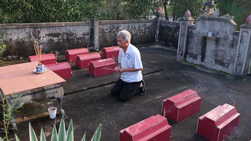 Báo Úc xót xa trẻ em nhiễm chất độc da cam Việt Nam - 3