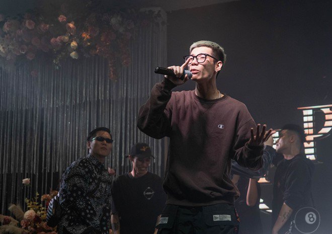 Đức Phúc cùng các thí sinh Rap Việt amp;#34;đốt cháyamp;#34; đêm hội của trường Chuyên Sư phạm - 5