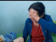 Người thân khóc nức nở khi gặp cháu bị chủ quán bánh xèo ở Bắc Ninh hành hạ dã man