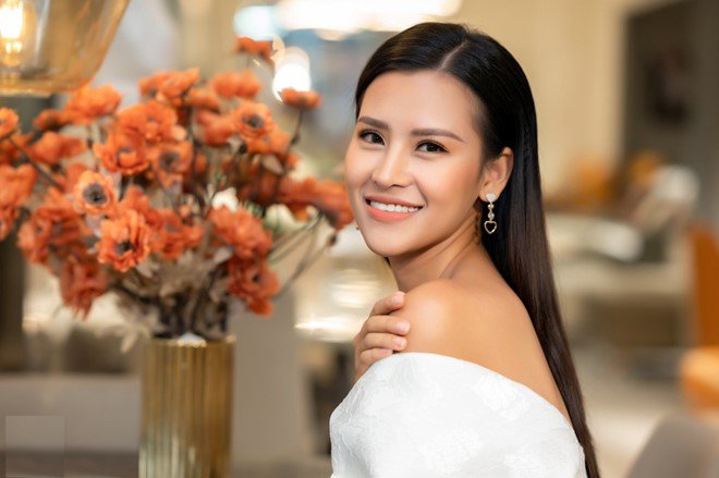 Hình ảnh bố mẹ và căn nhà ở quê của Hoa hậu Thái Thị Hoa - 4
