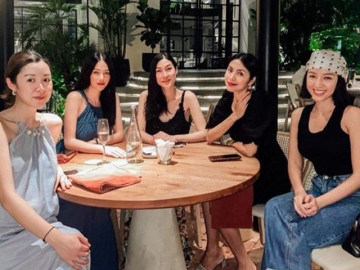 Hiếm hoi tụ họp, hội bạn thân của Hà Tăng hút sóng mạng bởi diện mạo trẻ đẹp bất chấp