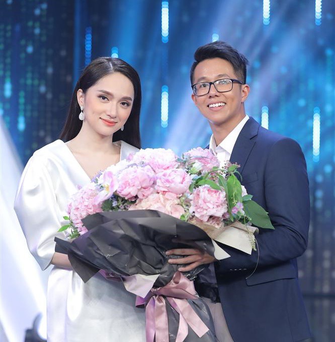 amp;#34;Người ấy là aiamp;#34; dính phốt: Bạn trai Hương Giang bị tố gạ tình, kẻ ồn ào amp;#34;quỵt tiềnamp;#34; - 1