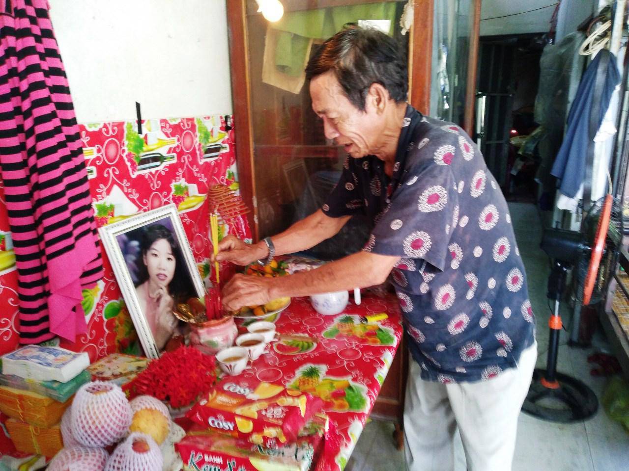 Nỗi đau của cha có con gái tử vong nơi xứ người, không thể đem thi hài về chôn cất - 3