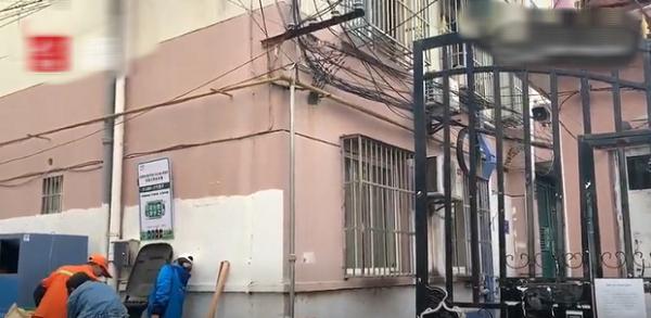 Bị ép học thêm đến 10h đêm, con trai làm điều không ai ngờ với mẹ - 1