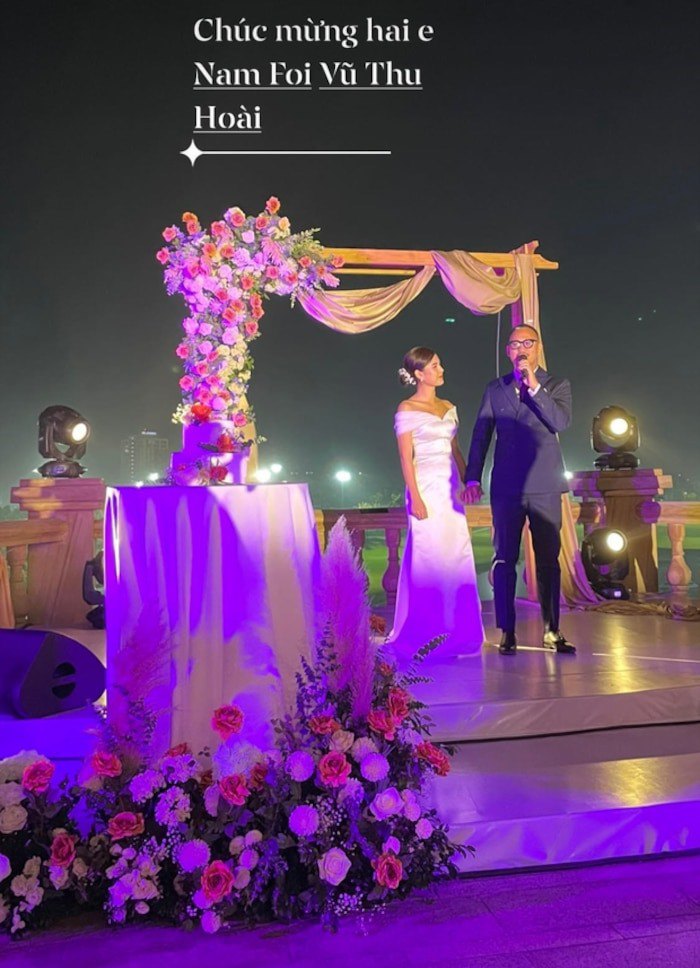 Sao Việt 24h: Đám cưới siêu đẹp và độc của MC Thu Hoài, dàn sao Việt vui tưng bừng - 3