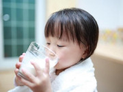 Làm mẹ - Mách mẹ bí quyết chọn sữa đúng cách cho bé biếng ăn, thấp còi