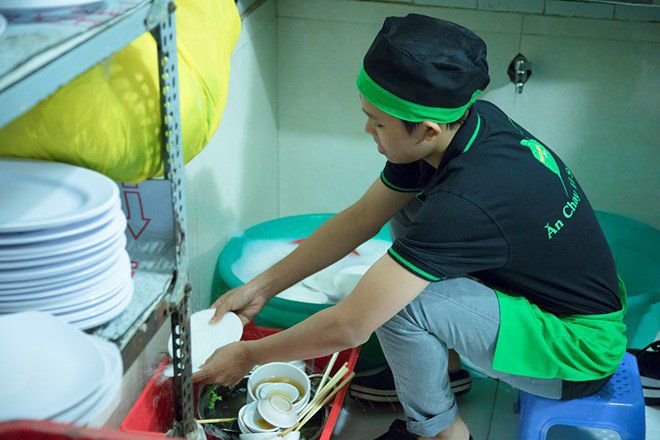 Hồ Văn Cường thay đổi hoàn toàn diện mạo, đứng cạnh Phương Mỹ Chi bị chê quá amp;#34;nữ tínhamp;#34; - 9